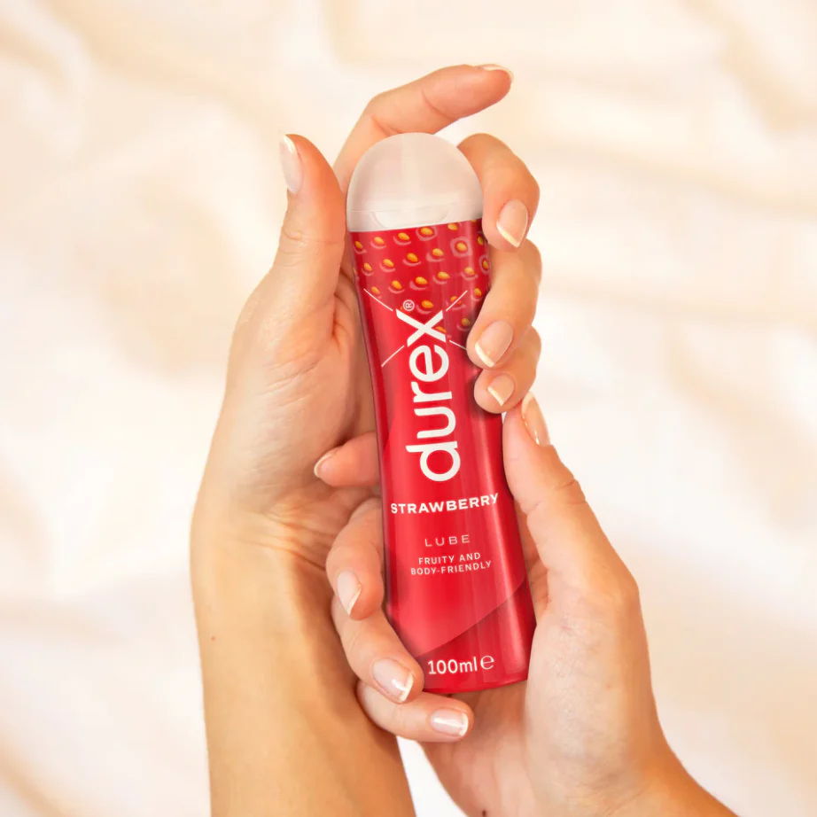Durex Strawberry Lube 100ml - Image 3
